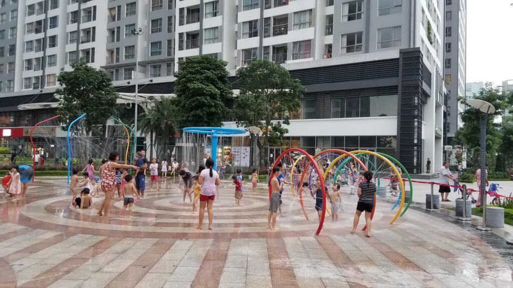 Sân chơi nước Times City Park Hill