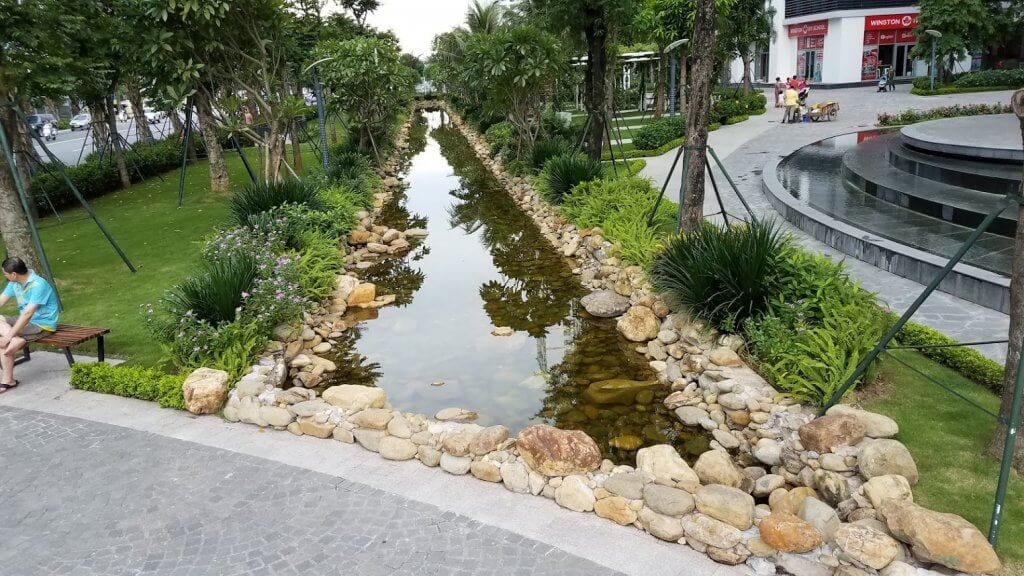 Suối hoa súng Park Hill thực tế